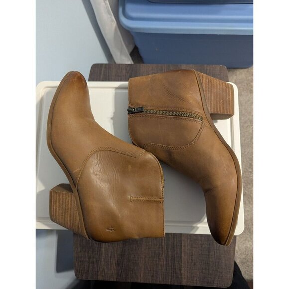 FRYE Women Size 9.5 Wheat Brown Leather Jennifer Seam Ankle Booties 3471729 - Picture 8 of 16